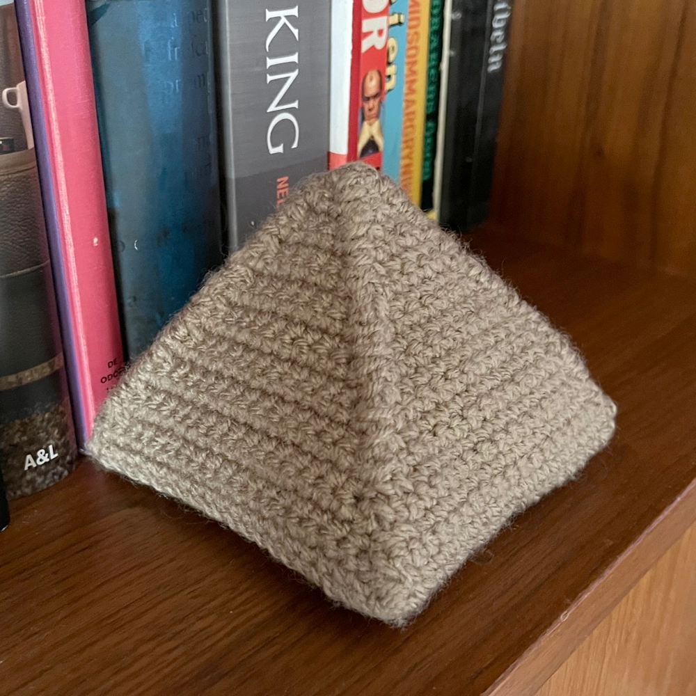 Navigate to the Pyramid plushie ../IMAGES/listings/pyramid-plushie-crochet-pattern-4.webp