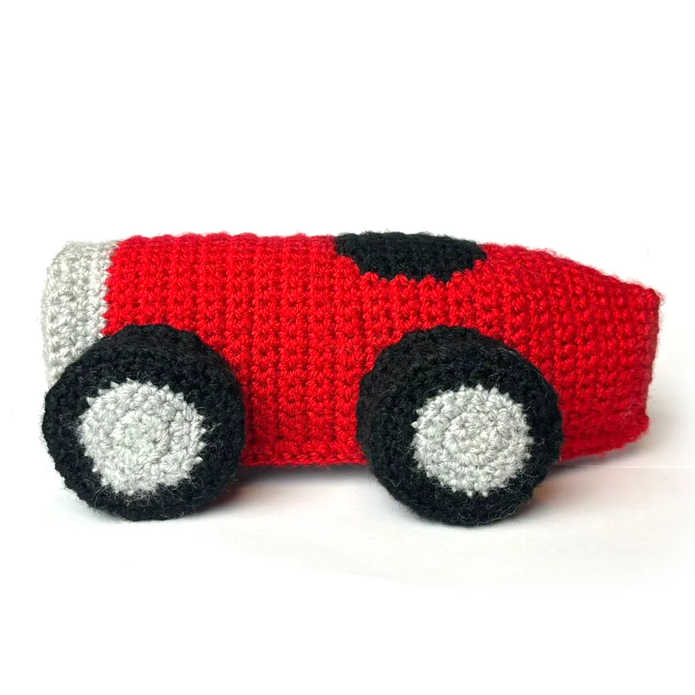 Retro car toy crochet pattern